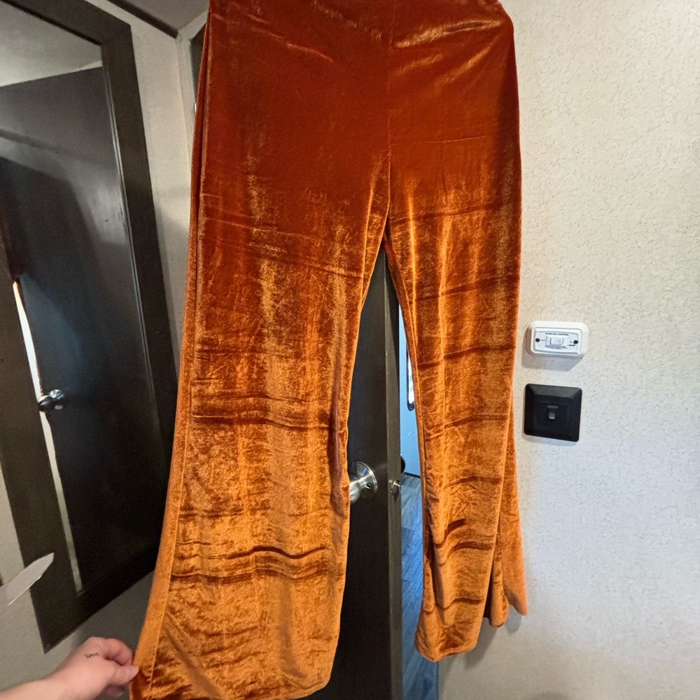 Burnt orange velvet flare leg leggings